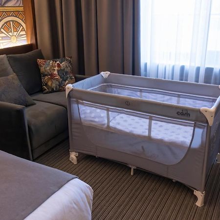 Orienta Hotel Gyumri ภายนอก รูปภาพ