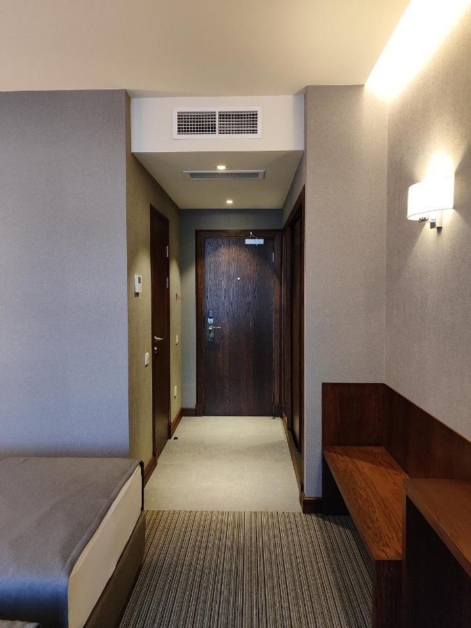 Orienta Hotel Gyumri ภายนอก รูปภาพ
