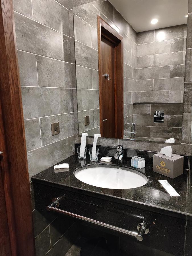 Orienta Hotel Gyumri ภายนอก รูปภาพ