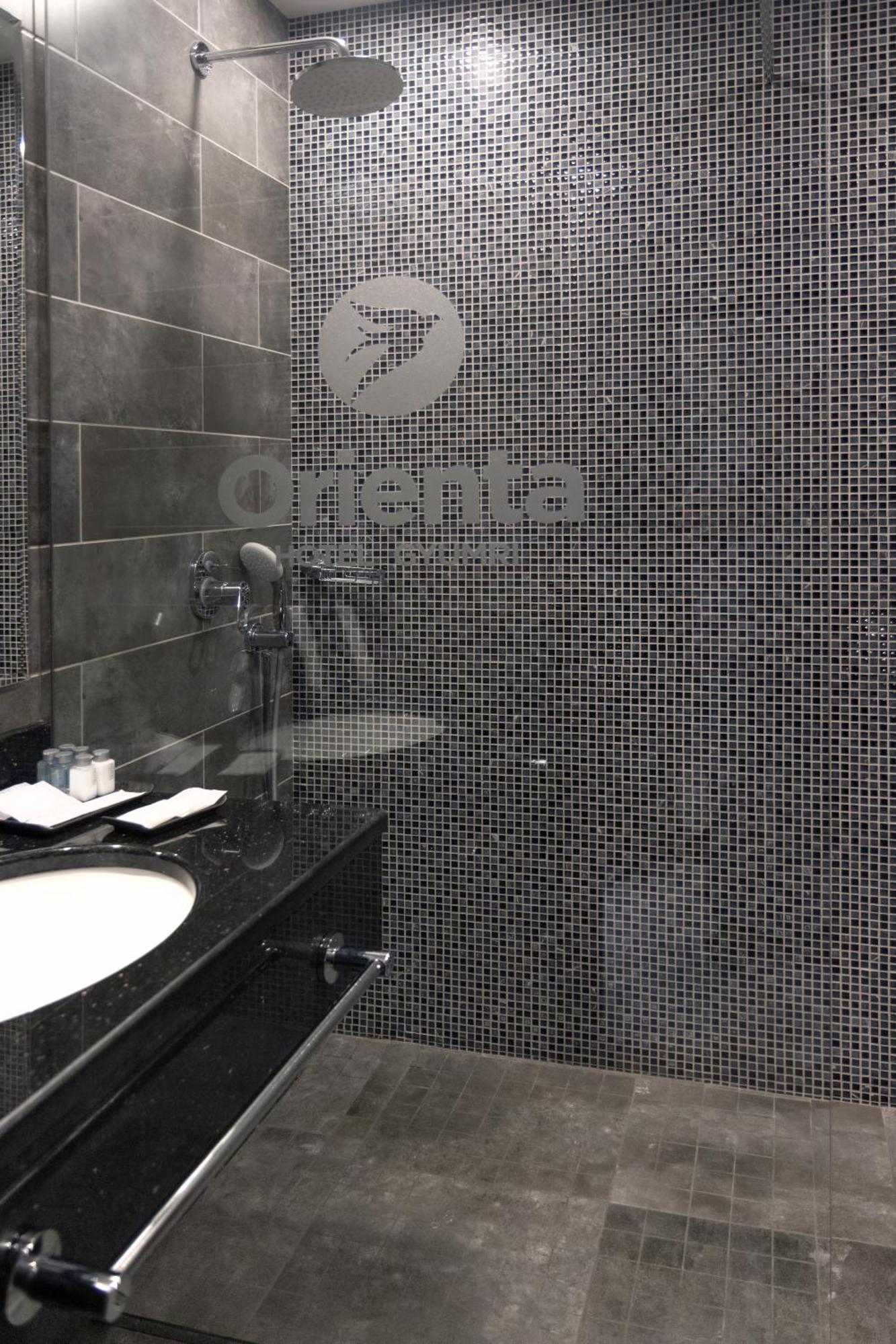 Orienta Hotel Gyumri ภายนอก รูปภาพ